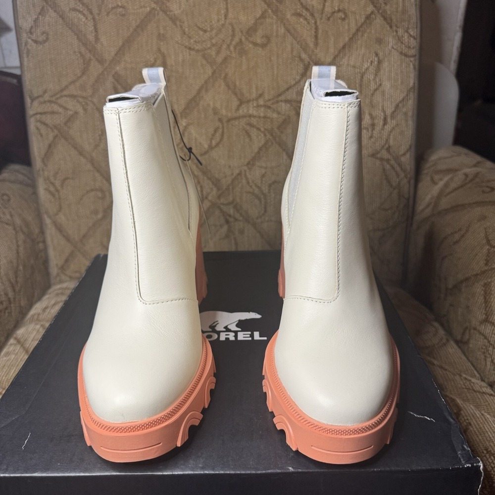 Sorel Women's Cream and Orange Boots - Picture 2 of 9